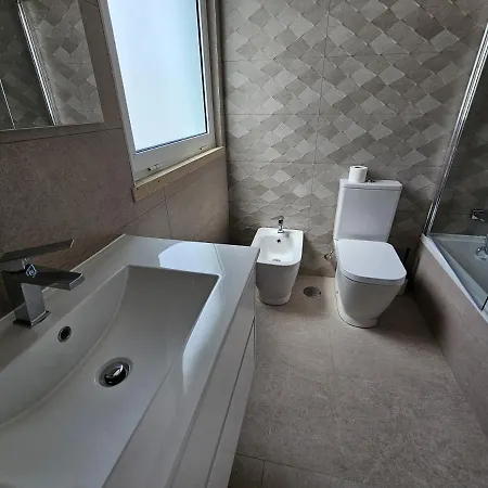 House By The Lagoon - Piscina Privada * Casal do Narcizo