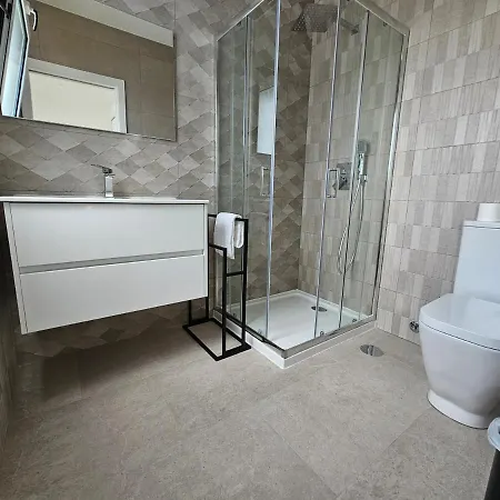 Villa House By The Lagoon - Piscina Privada *