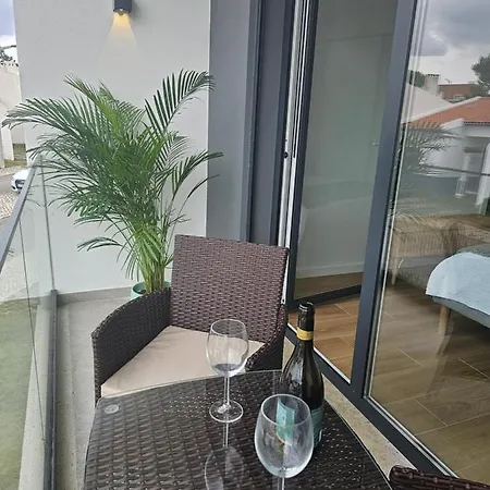 House By The Lagoon - Piscina Privada Casal do Narcizo