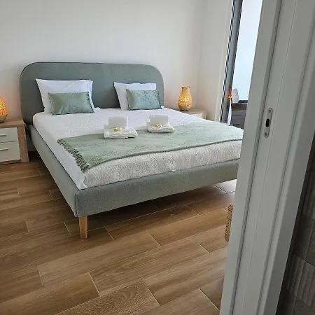 Villa House By The Lagoon - Piscina Privada