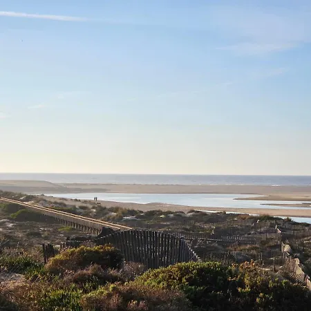 Villa House By The Lagoon - Piscina Privada