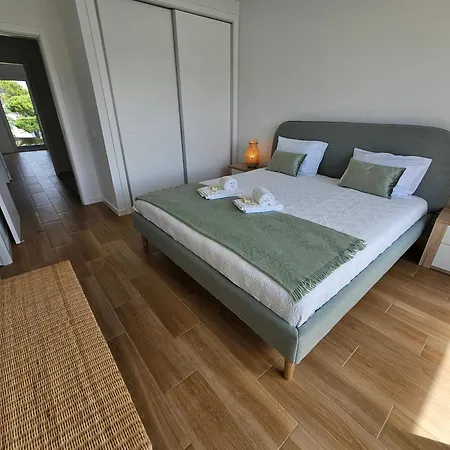 House By The Lagoon - Piscina Privada *