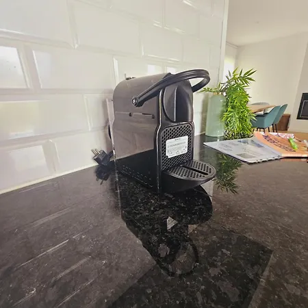 House By The Lagoon - Piscina Privada * Casal do Narcizo