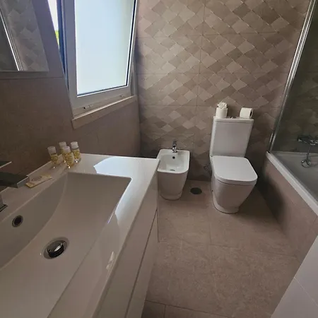 Villa House By The Lagoon - Piscina Privada *