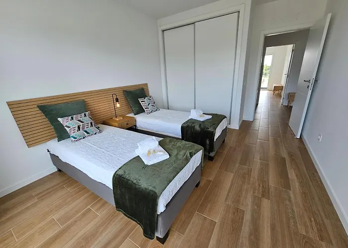 Villa House By The Lagoon - Piscina Privada Casal do Narcizo