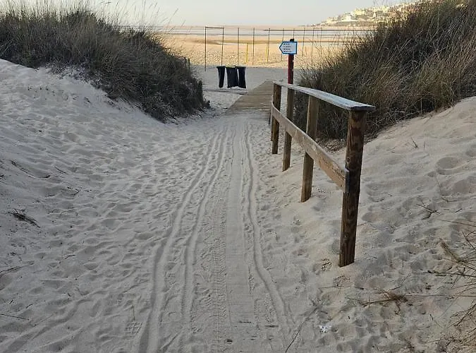 House By The Lagoon - Piscina Privada *