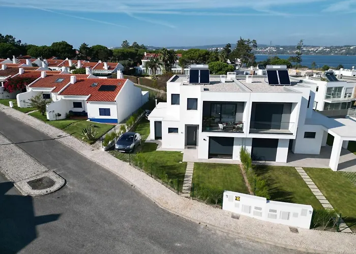 Villa House By The Lagoon - Piscina Privada Casal do Narcizo