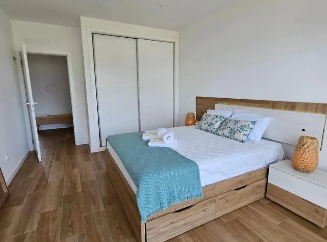 Villa House By The Lagoon - Piscina Privada Casal do Narcizo