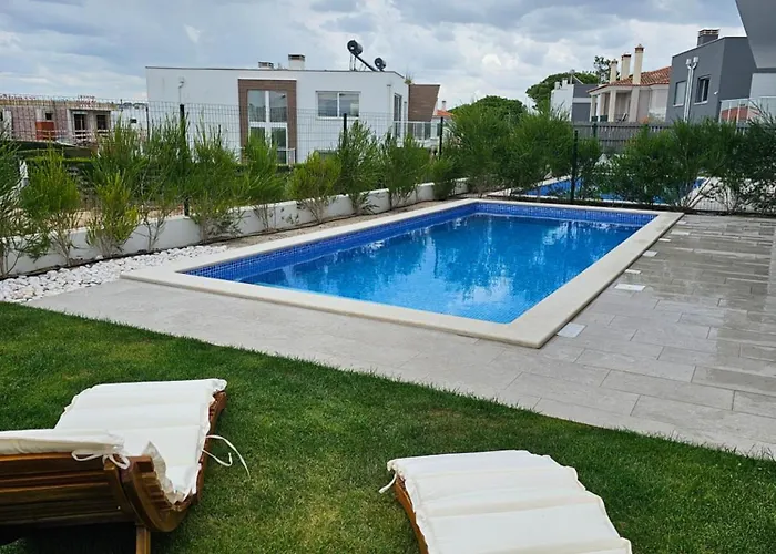 House By The Lagoon - Piscina Privada Villa Casal do Narcizo